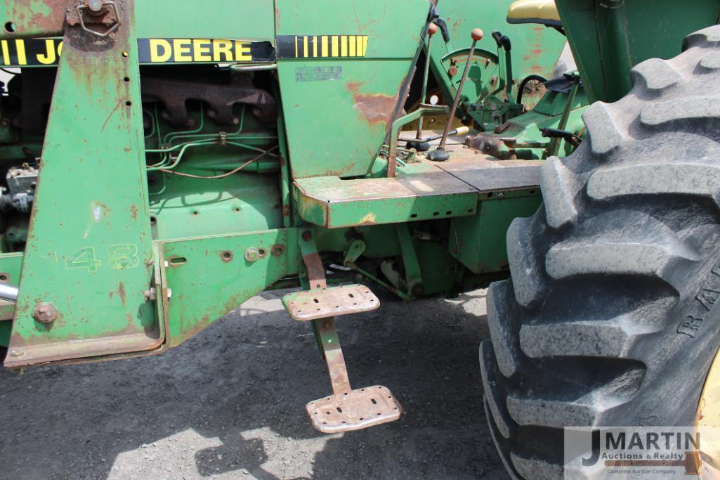 JD 2840 w/ 148 loader