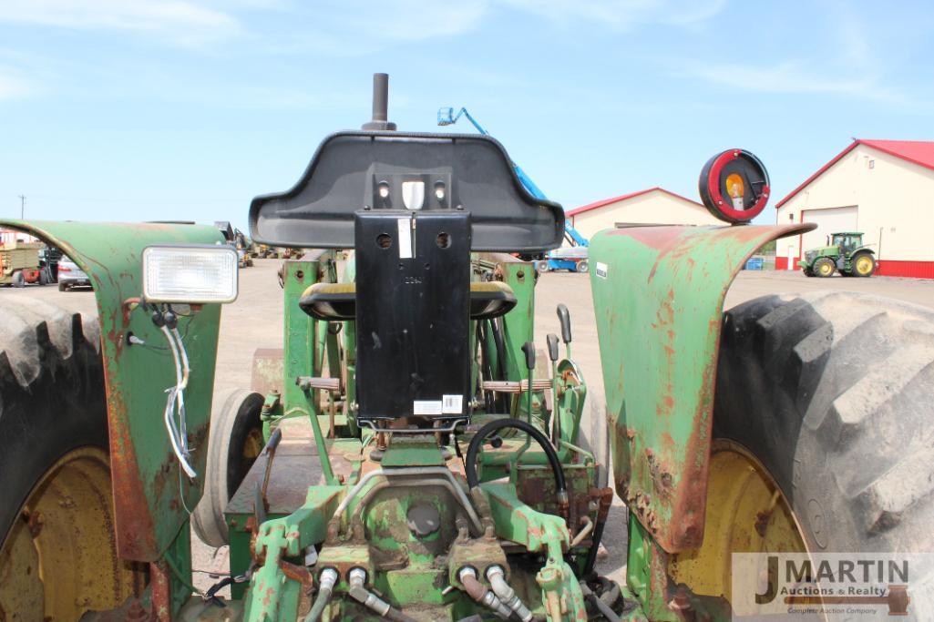 JD 2840 w/ 148 loader
