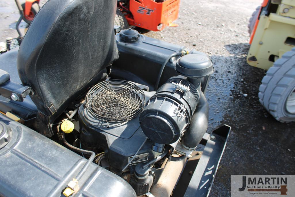 Cub Cadet M60 Tank zero turn