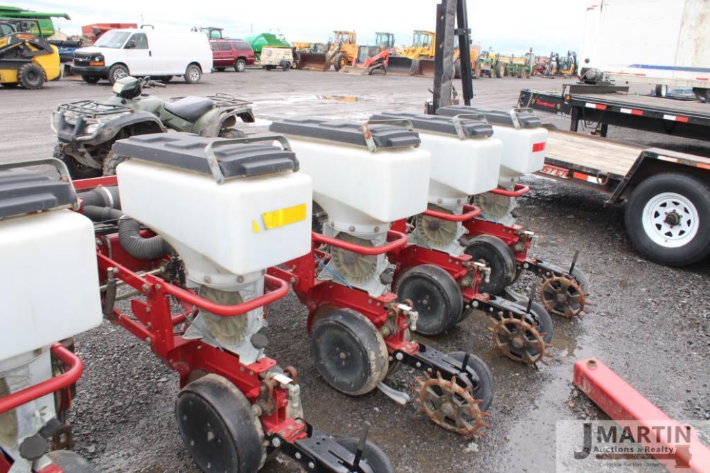 Agco 8722 12 row corn planter