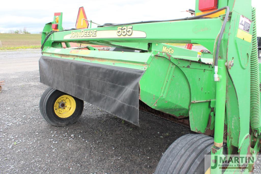 JD 535 discbine