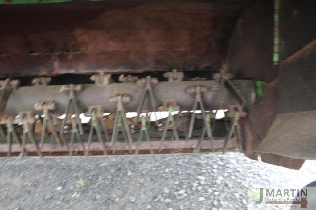 JD 535 discbine