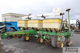 JD 1780 6 row planter