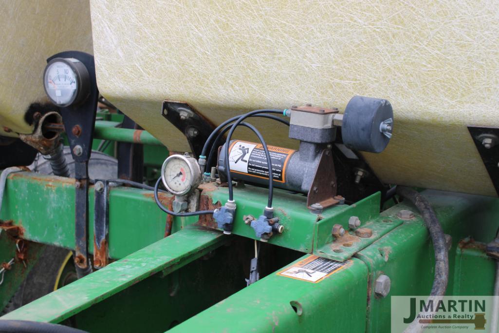 JD 1780 6 row planter