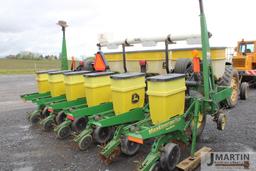 JD 1780 6 row planter