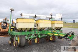 JD 1780 6 row planter