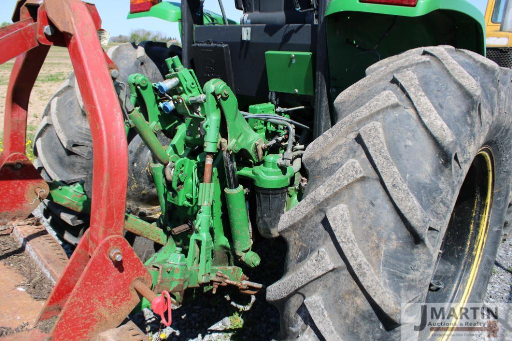 2015 JD 6105D tractor w/ loader