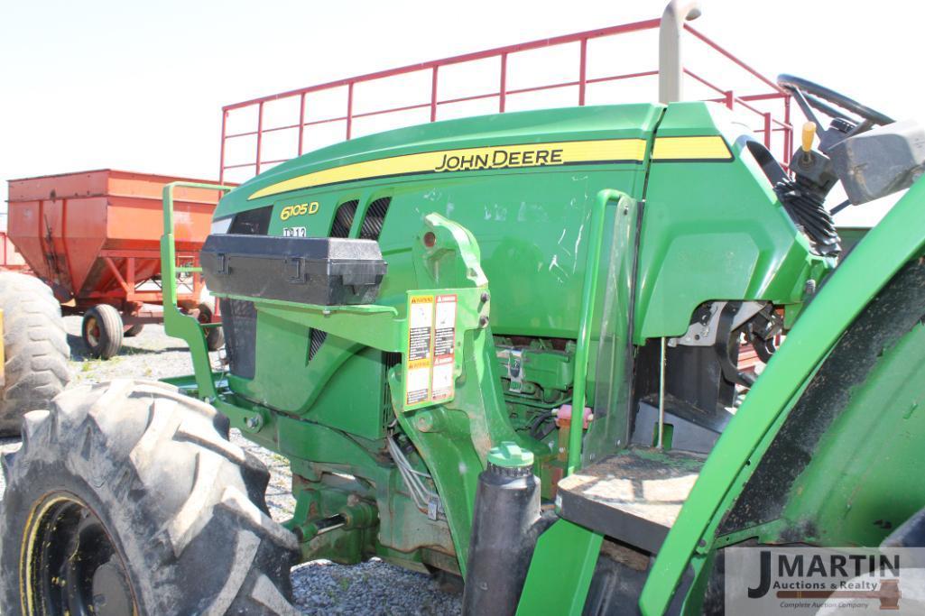 2015 JD 6105D tractor w/ loader