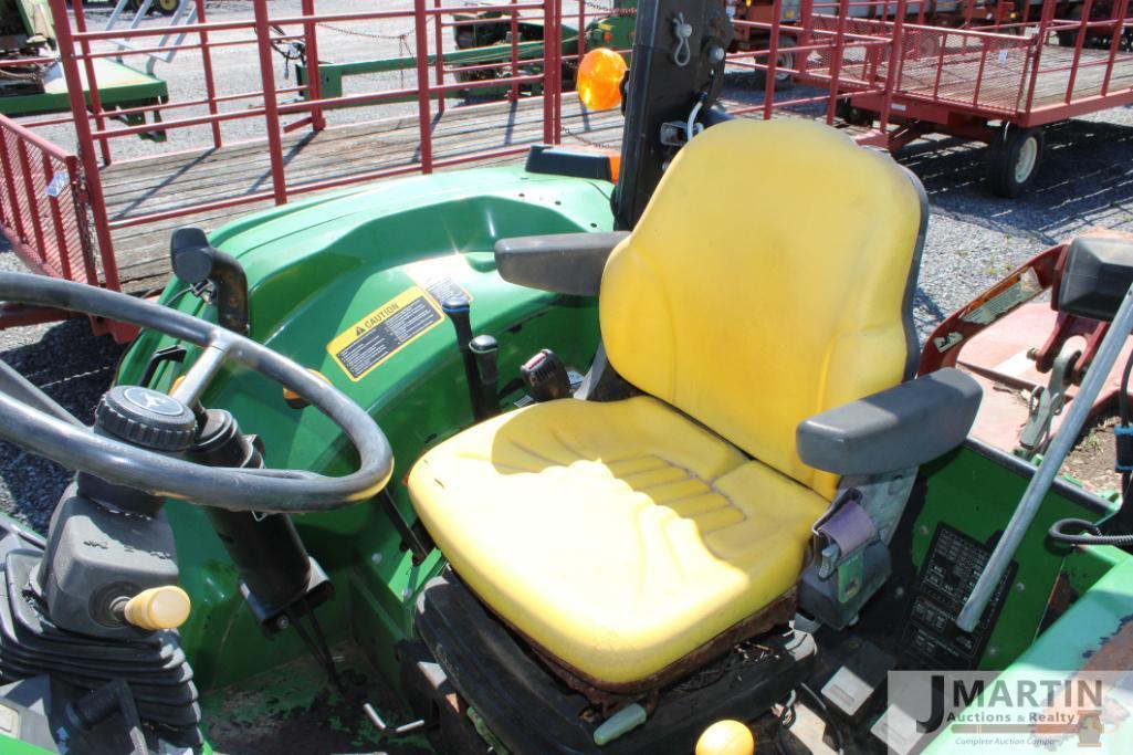 2015 JD 6105D tractor w/ loader
