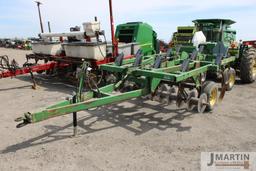 JD 714 7 shank disc