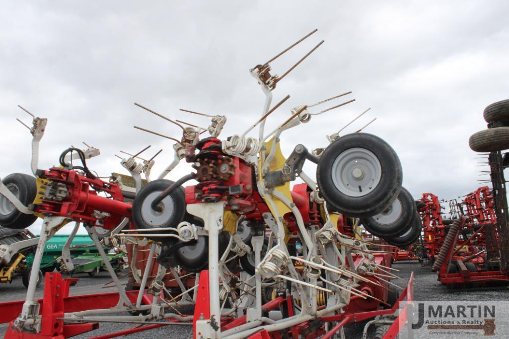Pottinger Hit12.14T 12 star tedder