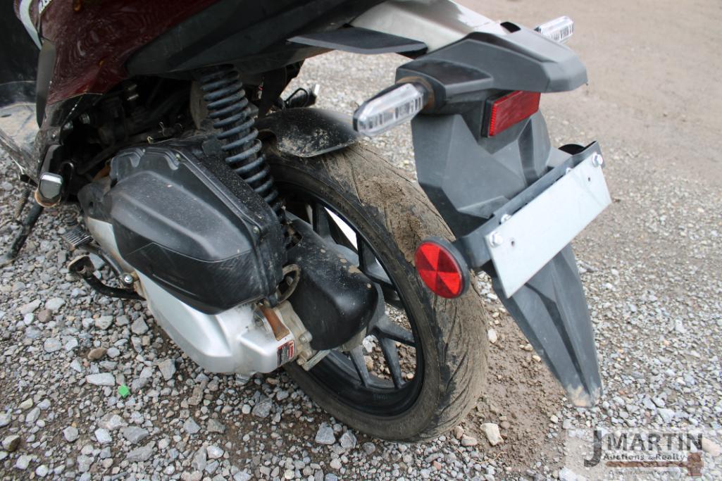 2021 Yongfu 200 moped