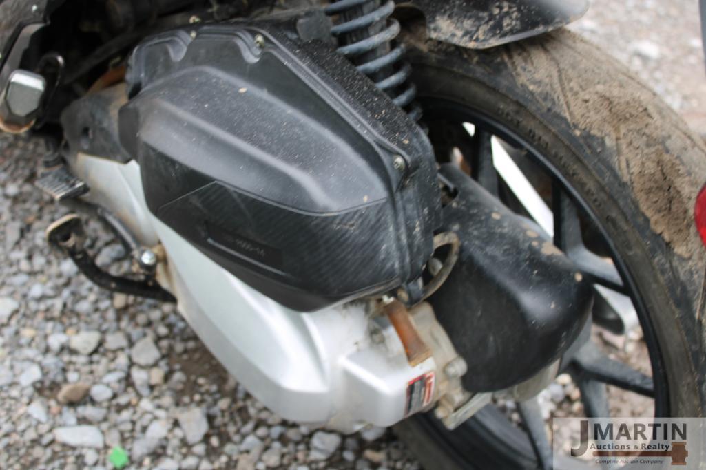 2021 Yongfu 200 moped