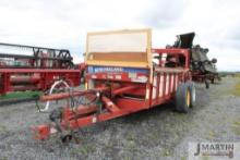 NH Hyrabox 425v manure spreader