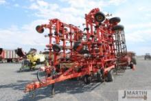 Kuhn Krause 5635 50' field cultivator