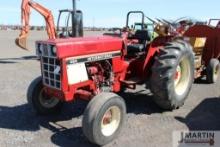 INT 484 tractor