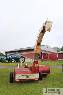 IH 350FH harvester