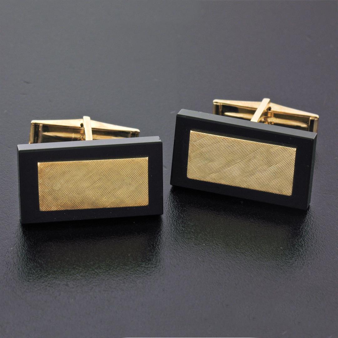 14K Yellow Gold Rectangular Cut Black Onyx Florentine Finish Swivel Cuff Links