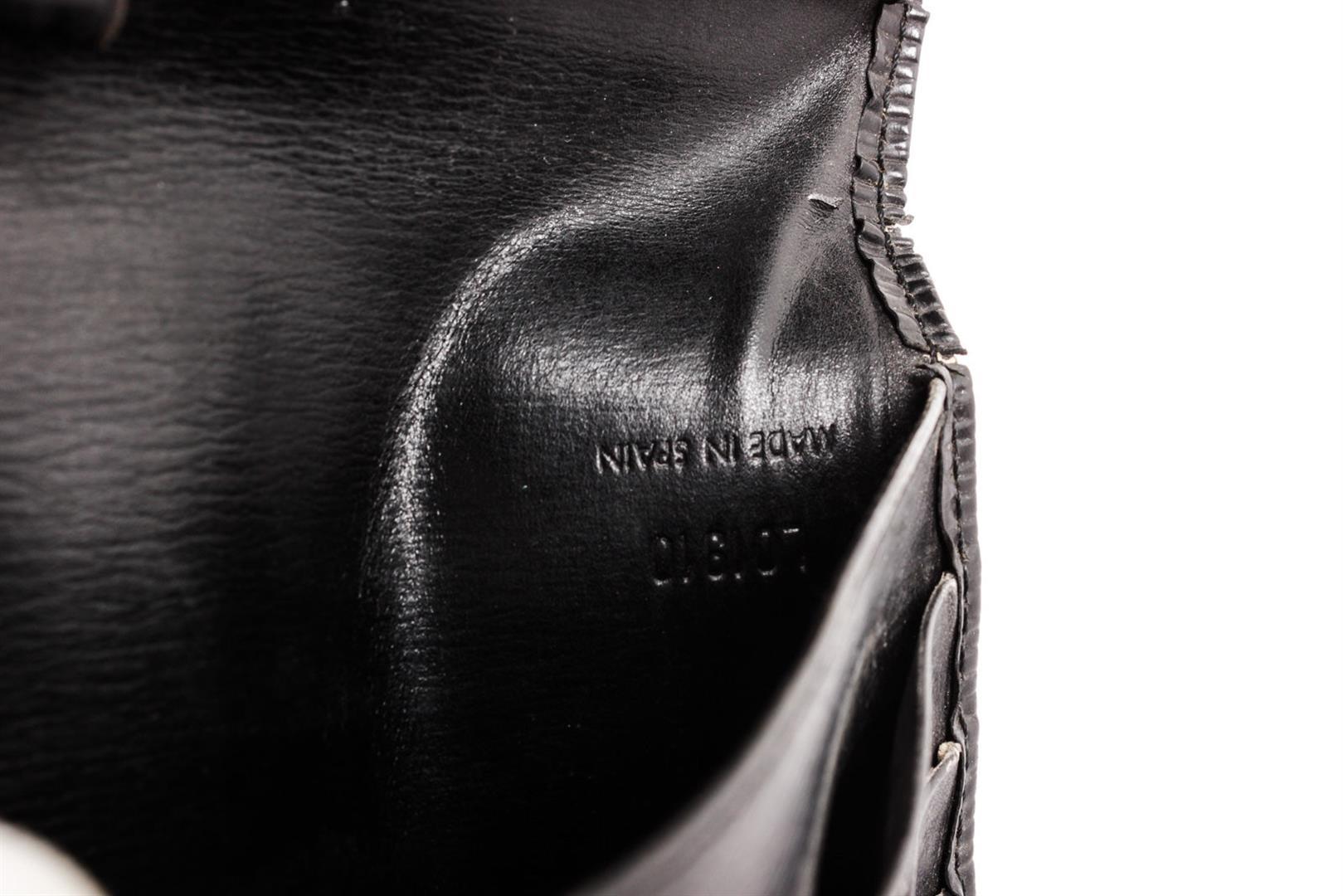 Louis Vuitton Black Epi Leather International Wallet