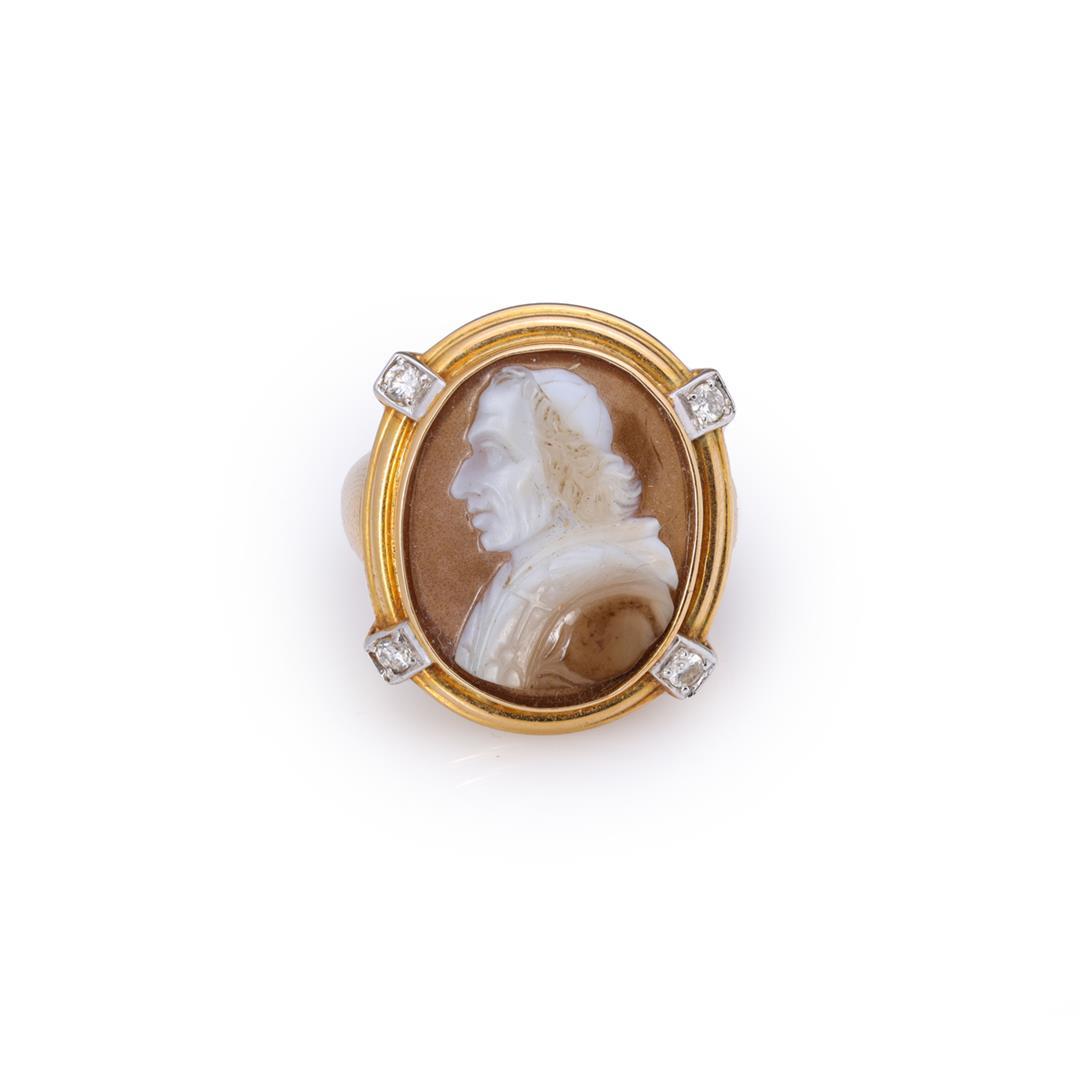 18k Yellow Gold Cameo Agate & Diamond Ring