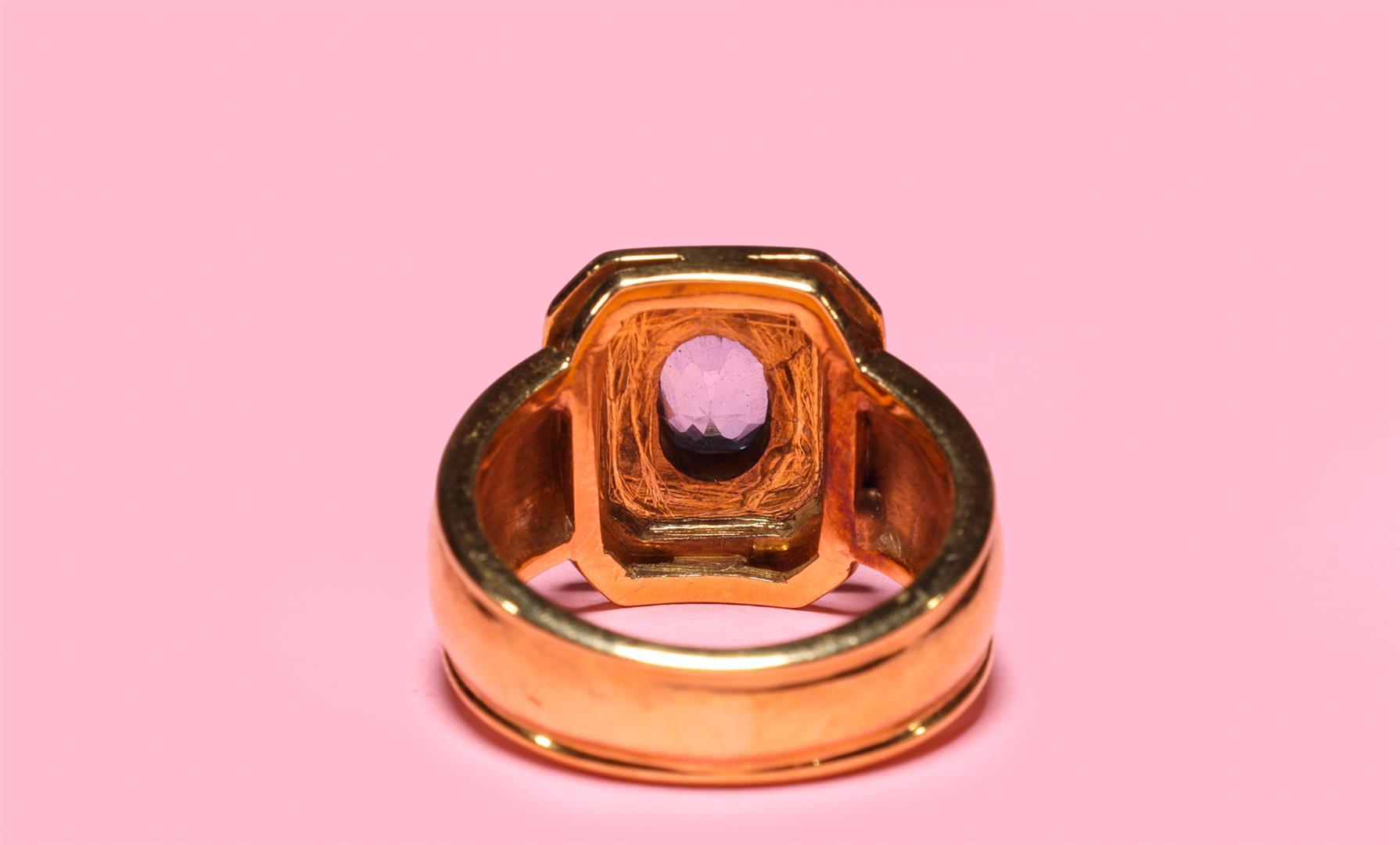 Heavy 18k Yellow Gold Sapphire Ring