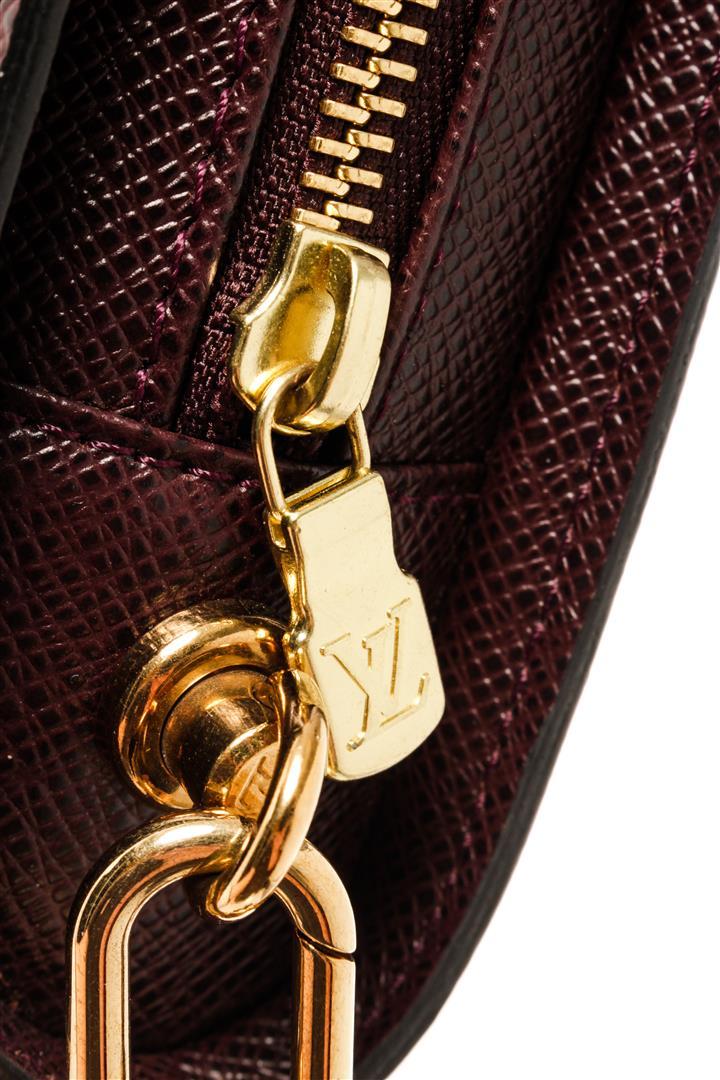 Louis Vuitton Burgundy Taiga Leather Baikal Clutch