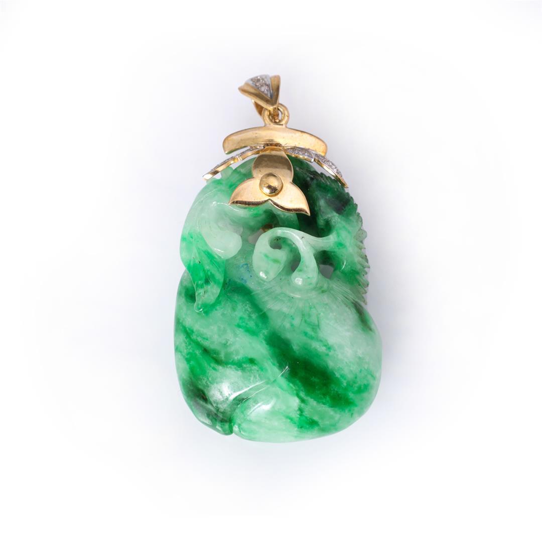 Chinese Carved Jadeite Toggle Mounted in 18K Yellow Gold