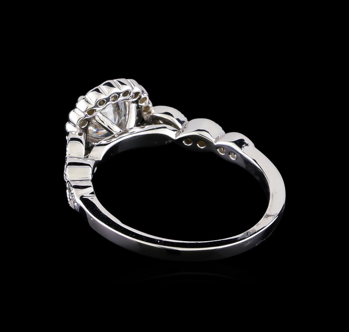 0.92 ctw Diamond Ring - 14KT White Gold