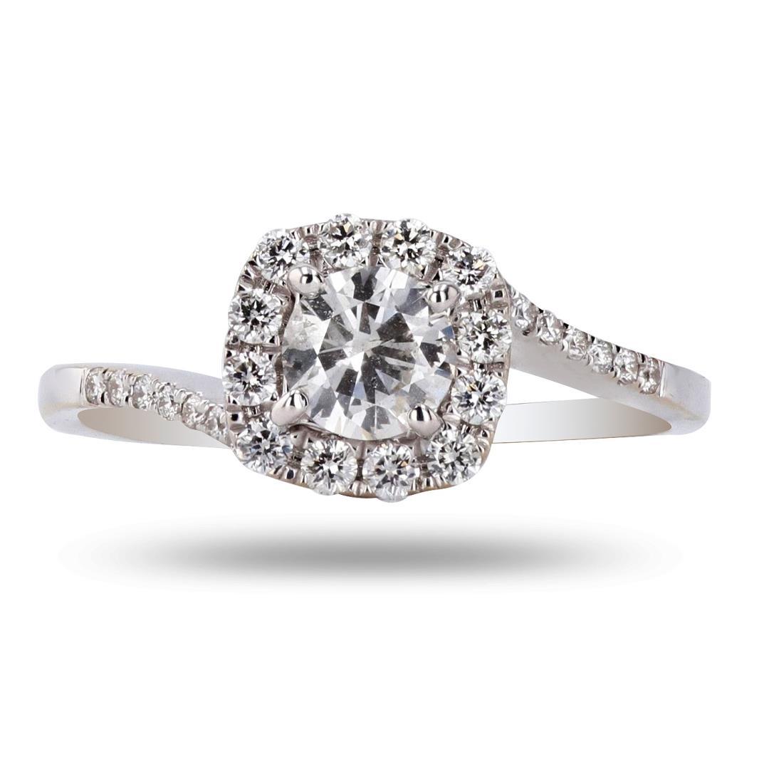 0.46 ctw CENTER Diamond 18K White Gold Ring (0.73 ctw Diamonds)