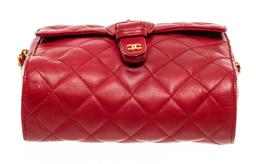 Chanel Red Leather Chain Buckle Flap Shoulder Bag