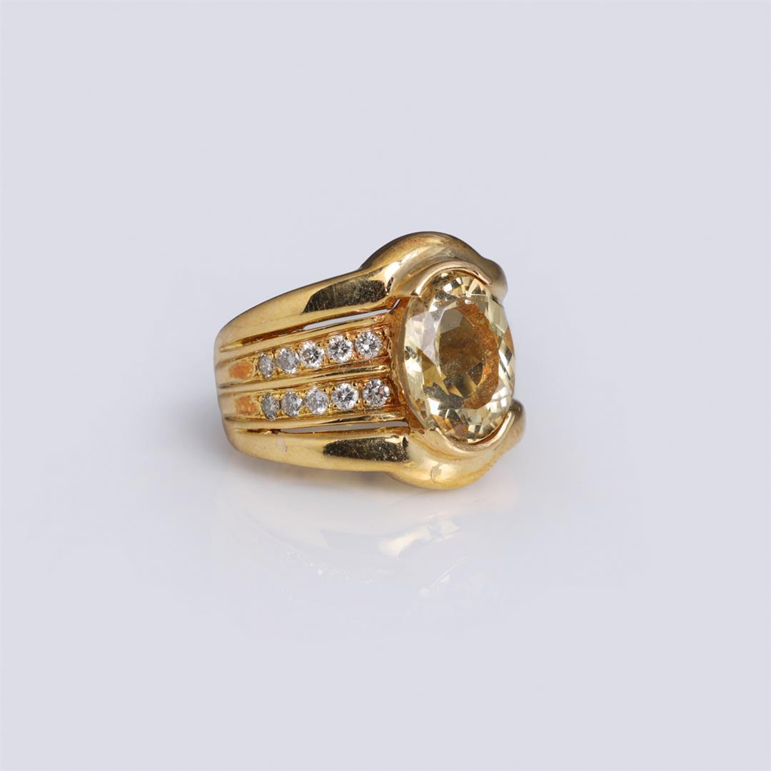 18k Yellow Gold Heliodor & Diamond Ring