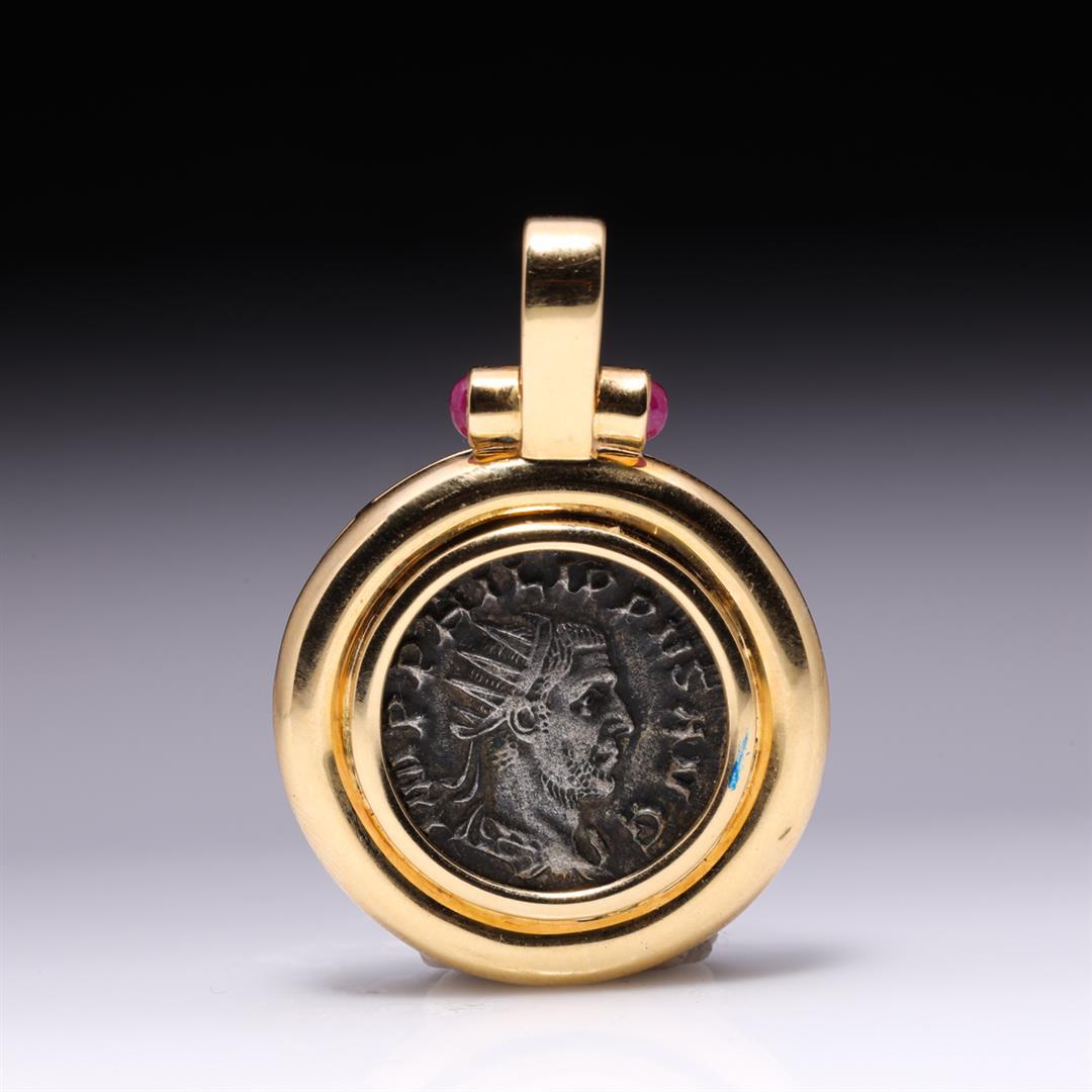 18K Yellow Gold Pendant with Rubies and Imperial Roman Coin