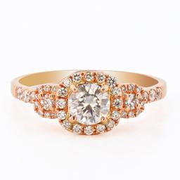 0.50 ctw SI2 CLARITY CENTER Diamond 18K Rose Gold Ring (0.82 ctw Diamonds)