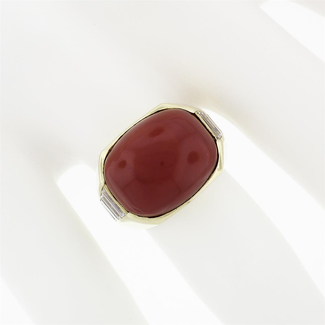 Vintage 18K Yellow Gold FINE GIA Cabochon Orangy Red Coral Baguette Diamond Ring