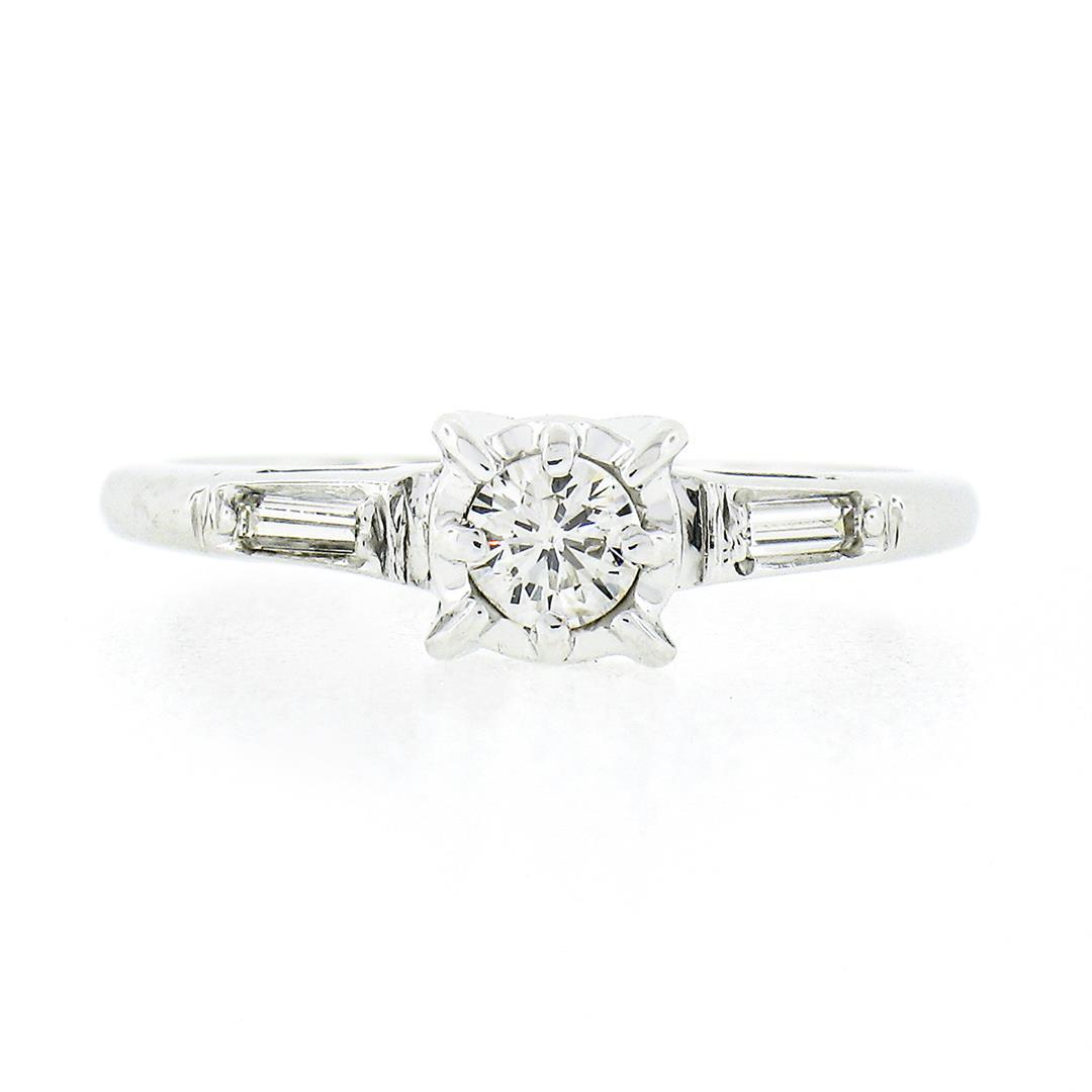 Vintage 14k Gold Illusion Prong Diamond & Baguette Sides 3 Stone Engagement Ring
