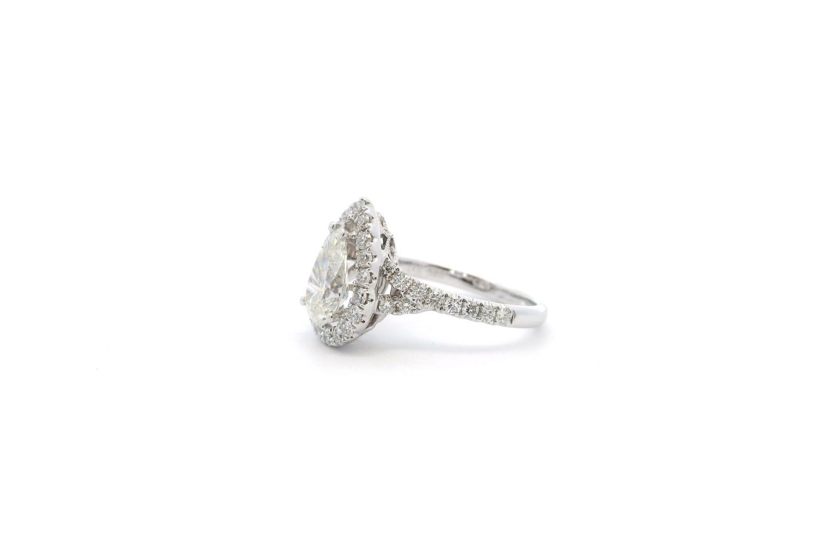 14kt WG Lady's Pear Shape Diamond Ring
