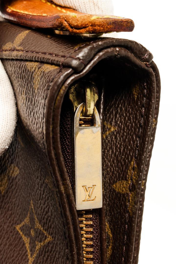 Louis Vuitton Monogram Looping GM