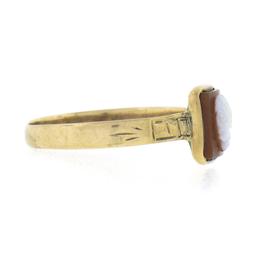 Antique Victorian 10k Gold Petite Bezel Set Rectangular Carved Agate Cameo Ring