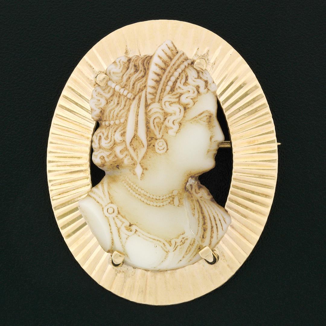 Vintage Retro 14K Rosy Yellow Gold Carved White Shell Fluted Pin Brooch Pendant