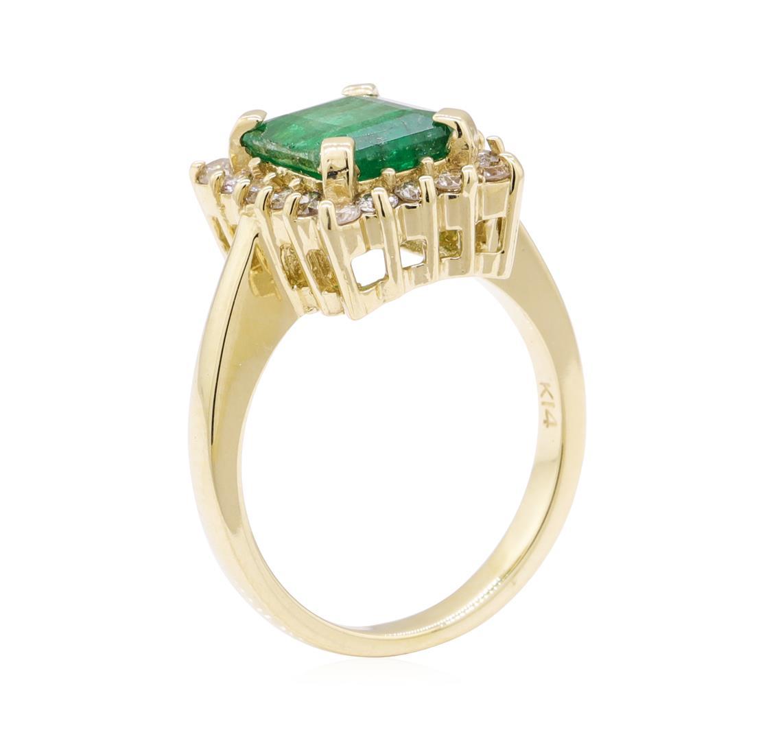 2.90 ctw Emerald and Diamond Ring - 14KT Yellow Gold