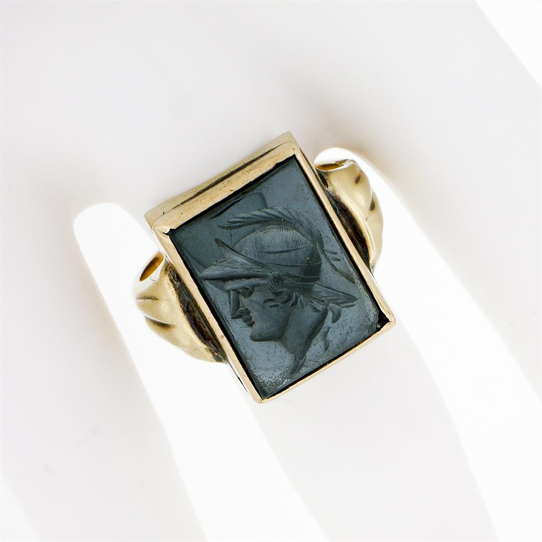 Antique Mens 10K Yellow Gold Rectangular Carved Hematite Intaglio Solitaire Ring