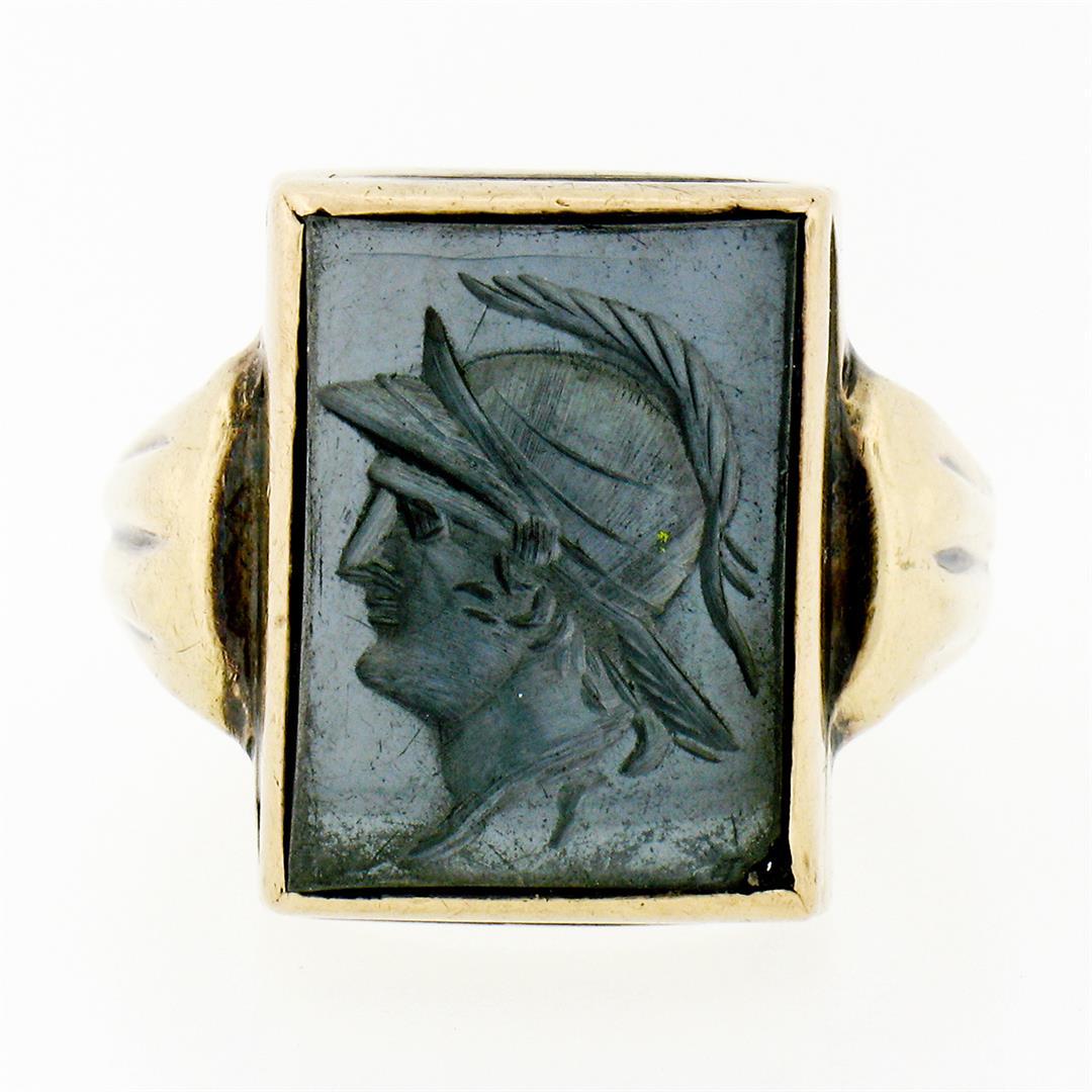 Antique Mens 10K Yellow Gold Rectangular Carved Hematite Intaglio Solitaire Ring
