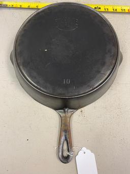 #10 Favorite cast iron skillet, Skillet is warped
