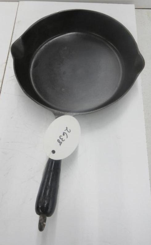 Wapak #7 Skillet Wooden Handle