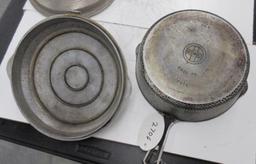 Rare Griswold #8-2028 Small Block Logo Hammered with lid