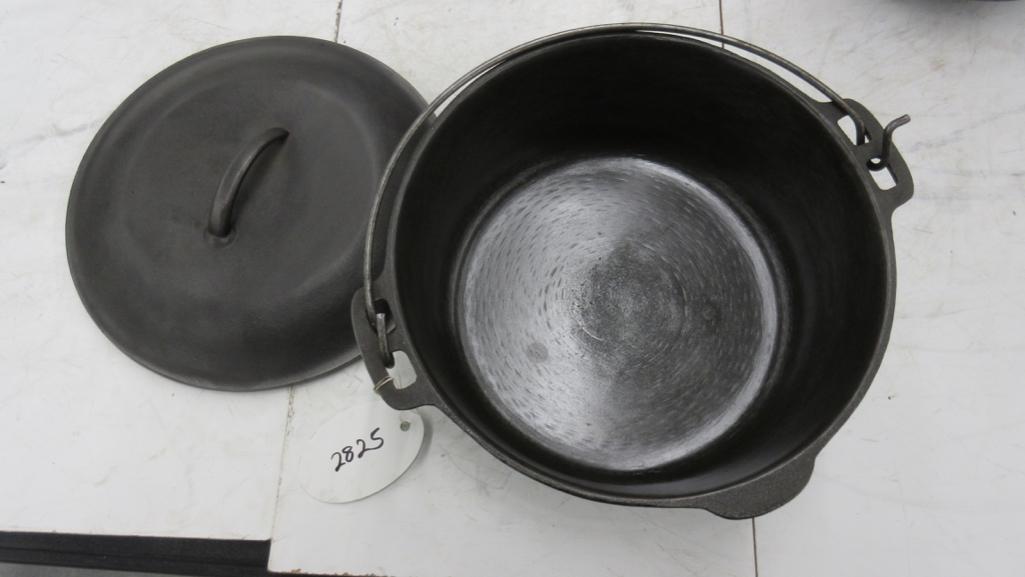 Wagner #8 Dutch Oven