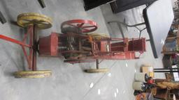 1/3 scale model New Holland Baler makes 1/3 size bales for ornamental use works with eletric motor