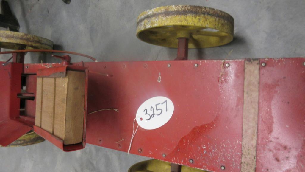 1/3 scale model New Holland Baler makes 1/3 size bales for ornamental use works with eletric motor