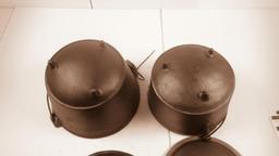 2 Clean bean pot ready to use