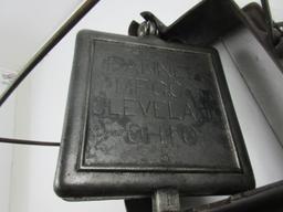 Fanner MFG CO.Cleveland Oh. #8 High Base Waffle Iron